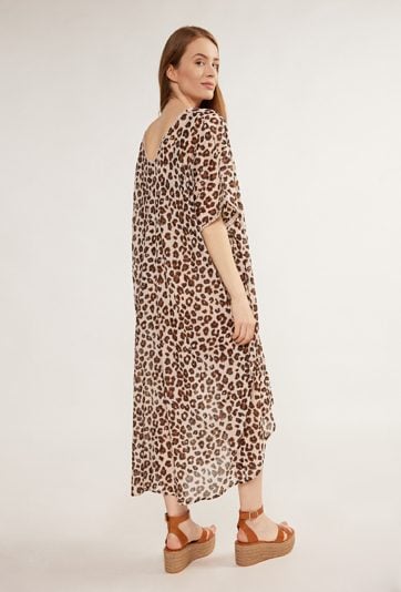 Wzorzyste pareo o luźnym kroju