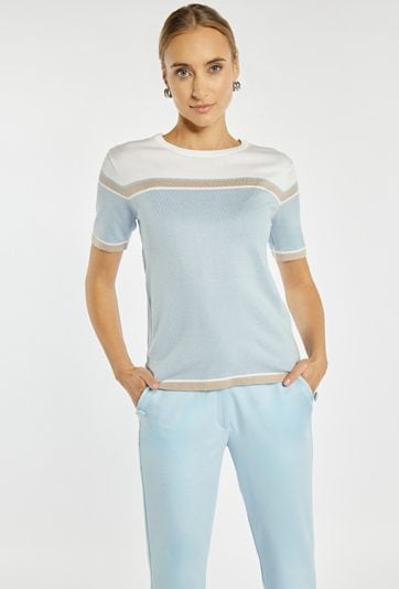 Sweter w pastelowych odcieniach