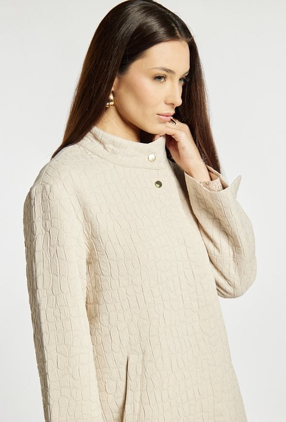 Elegancki płaszcz damski