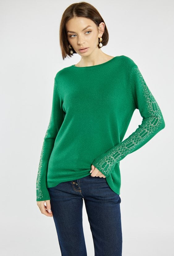 Sweter z połyskiem na rękawach
