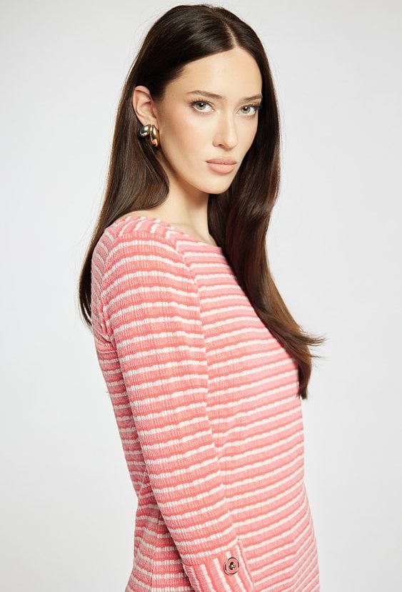 Bluzka w pastelowym odcieniu