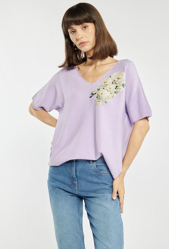 Sweter z kwiatowym nadrukiem