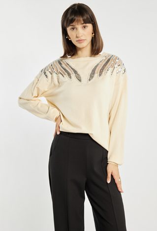 Sweter ze zdobieniem