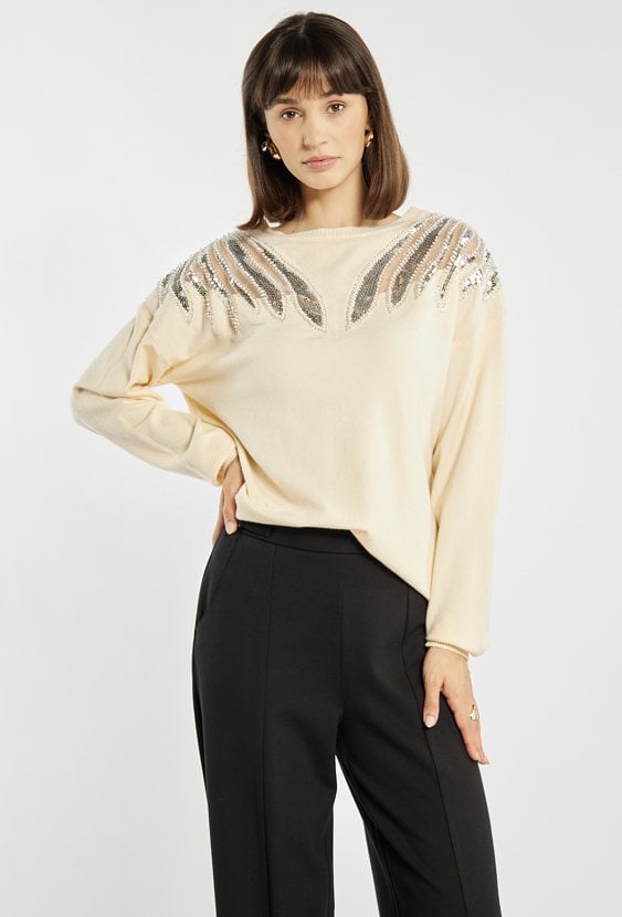 Sweter ze zdobieniem