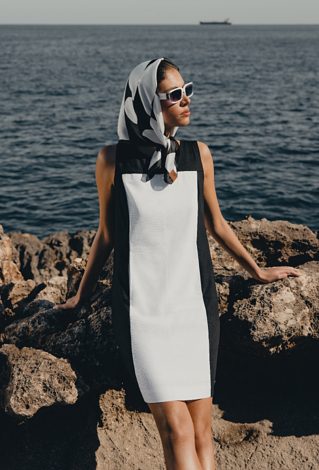 Dwukolorowa sukienka z domieszką lnu