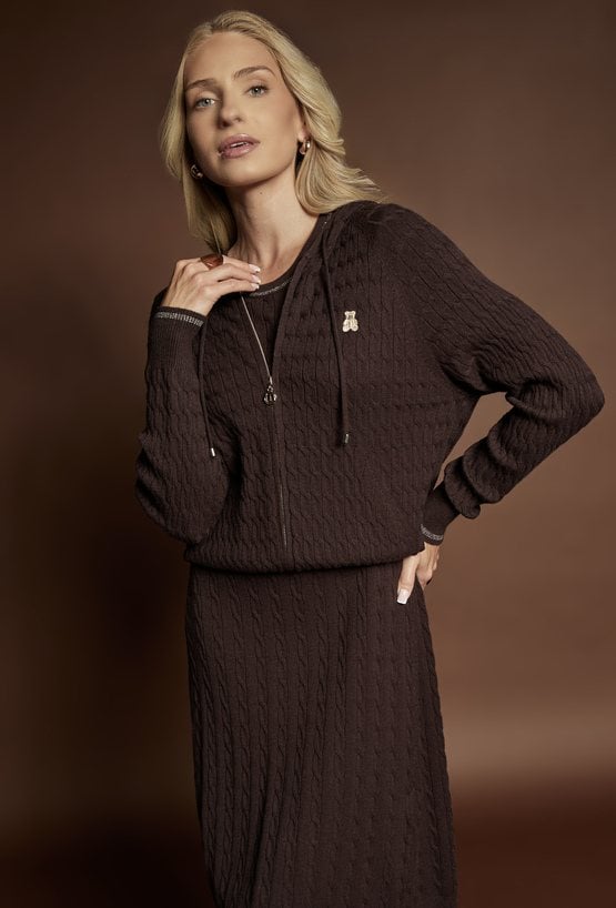 Sweter damski z kapturem