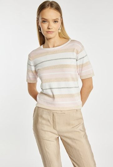 Sweter w pastelowych odcieniach