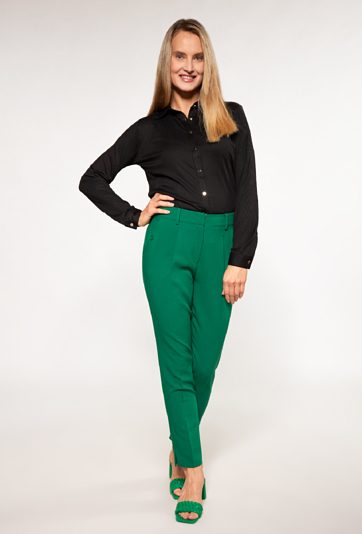 Prążkowana koszula z kołnierzykiem