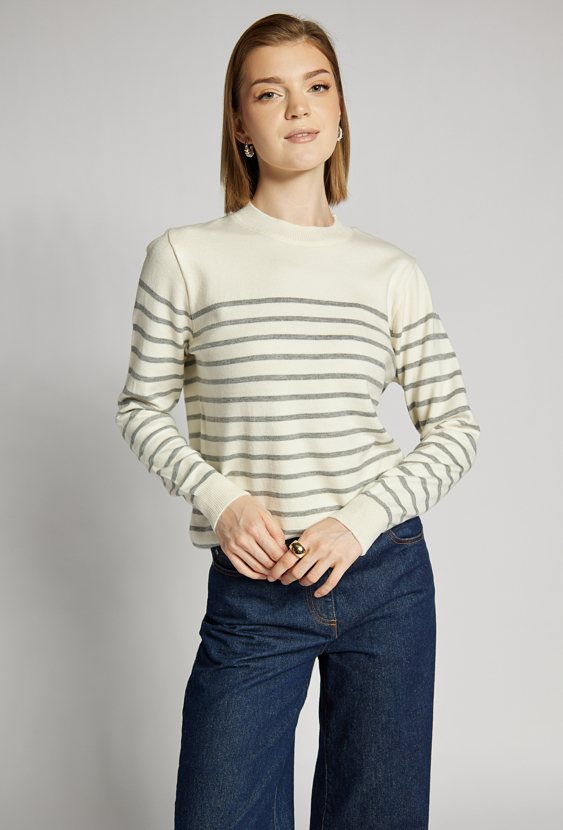 Sweter w paski