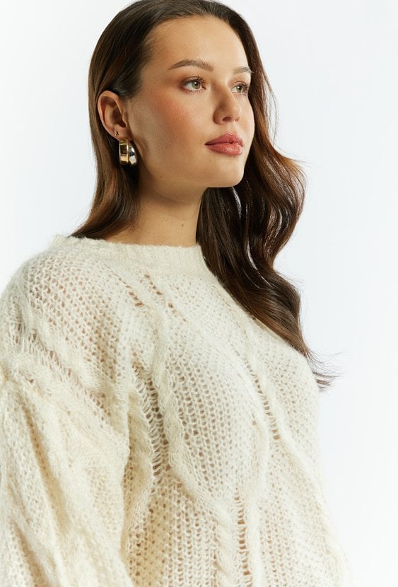 Sweter damski ze splotem