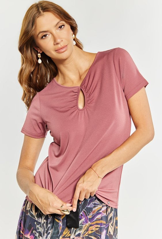 Bluzka damska z wycięciem przy dekolcie