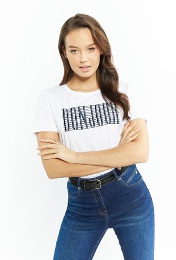 T-shirt damski o swobodnym kroju