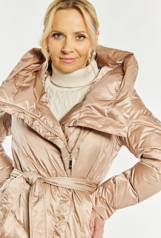 Płaszcz damski z puchem