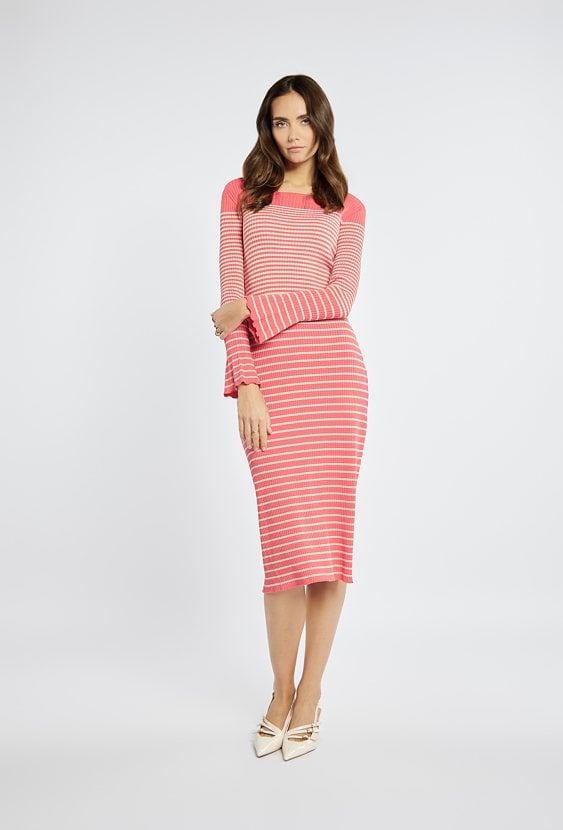 Dopasowana sukienka z wiskozy