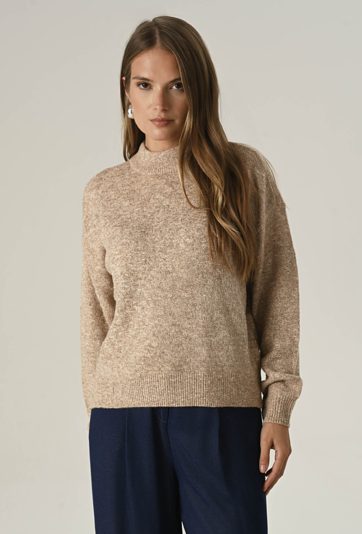 Dzianinowy sweter z metaliczną nicią