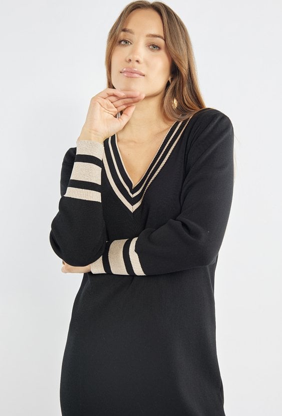 Czarna sukienka damska