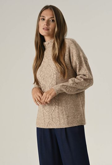 Sweter z metaliczną nicią