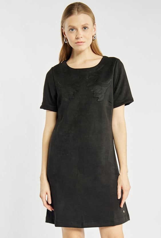 Sukienka mini z haftem