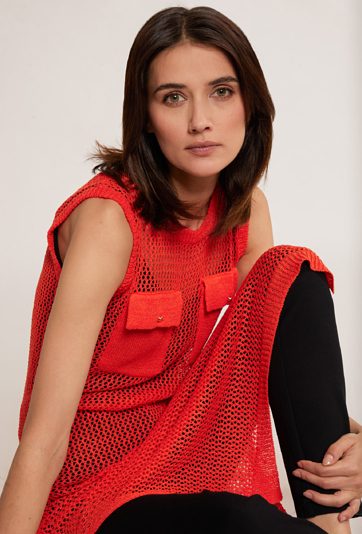 Długi sweter z siateczki