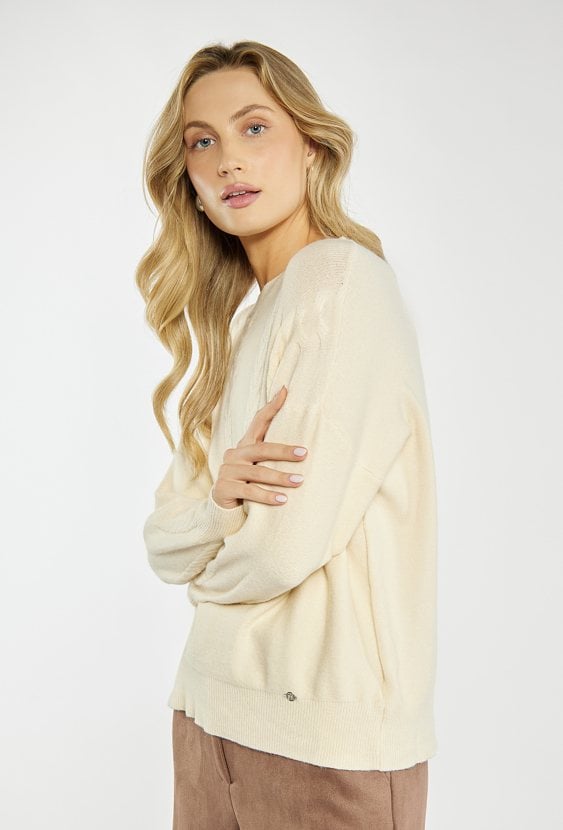 Sweter damski na co dzień