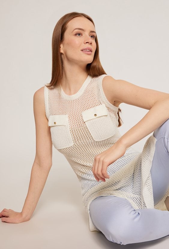 Długi sweter z siateczki