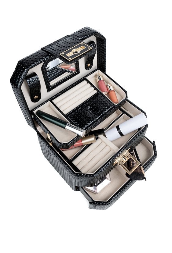 Elegancki kuferek z lusterkiem