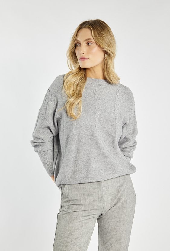 Sweter damski na co dzień