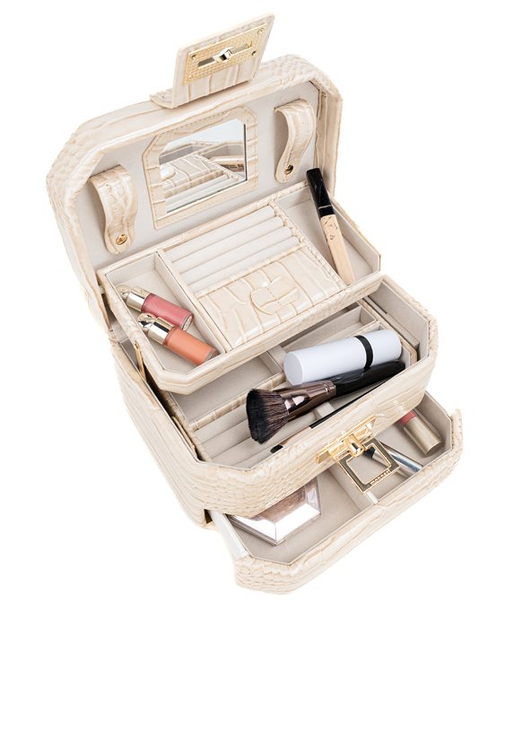 Elegancki kuferek z lusterkiem