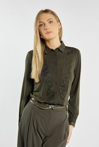 Koszula z elementem koronki