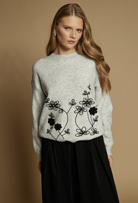 Sweter ze wzorem