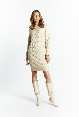 Swetrowa sukienka z ciekawym splotem