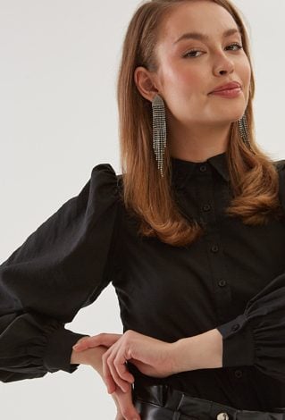 Koszula z efektownym bufiastym rękawem