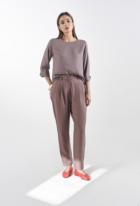 Klasyczne chinosy z wiskozy