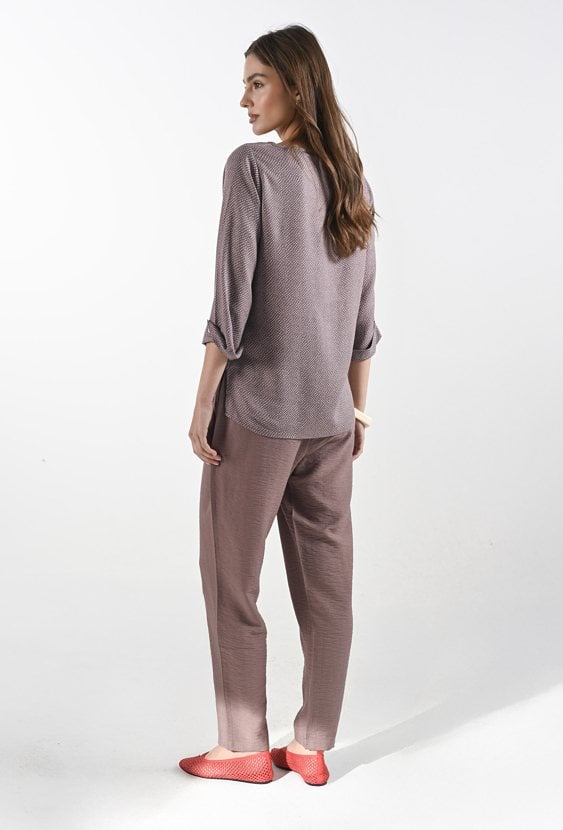 Klasyczne chinosy z wiskozy