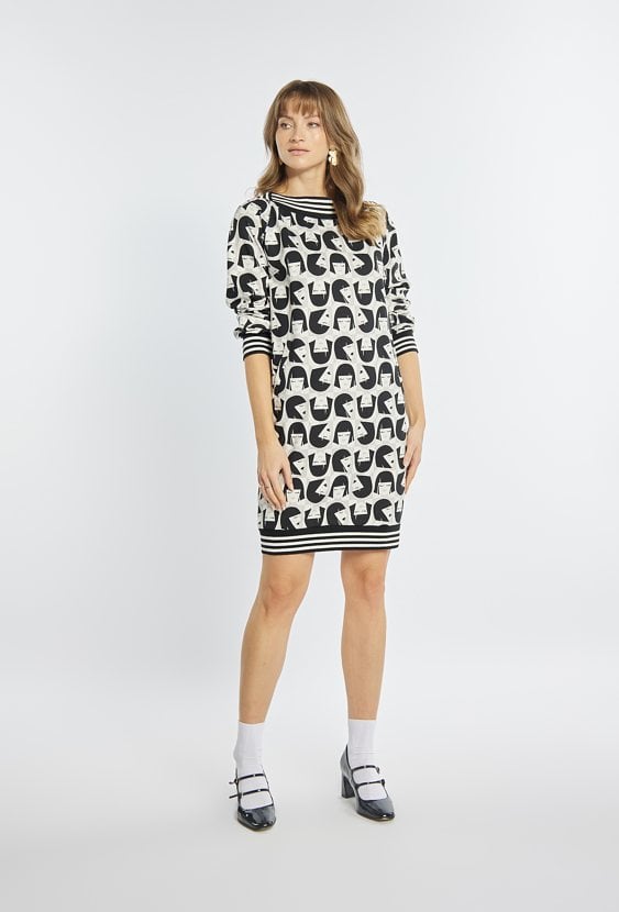 Sukienka z oryginalnym wzorem