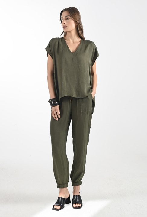 Stylowe spodnie o luźnym kroju