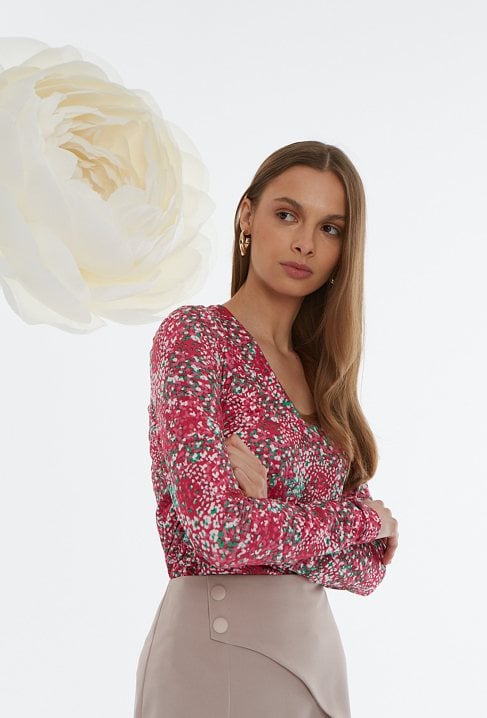 Bluzka w drobne kwiatki