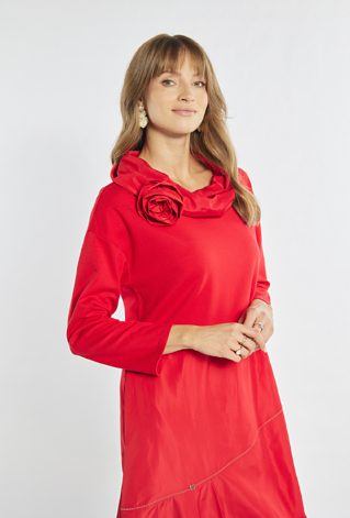 Sukienka z kieszeniami