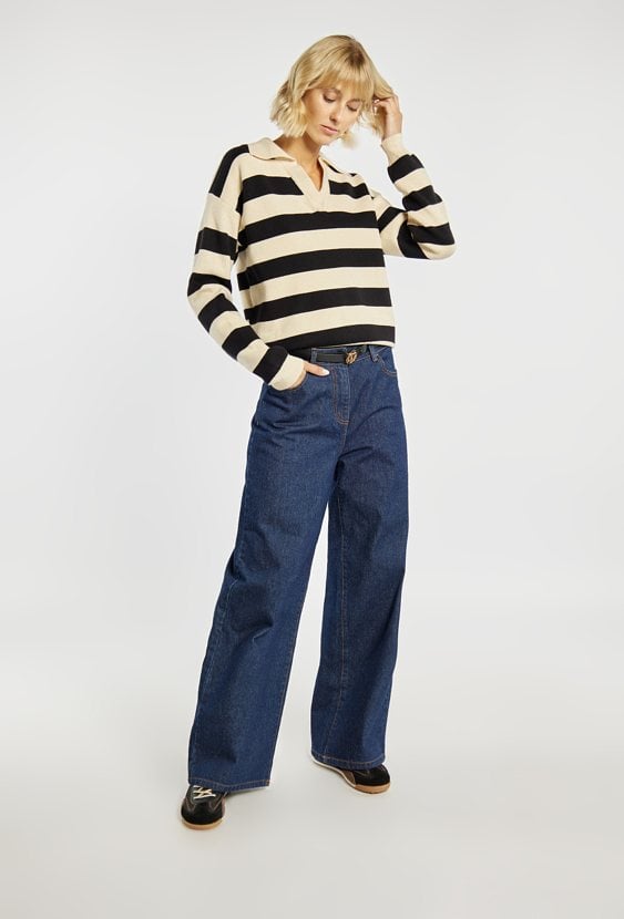 Sweter w szerokie pasy