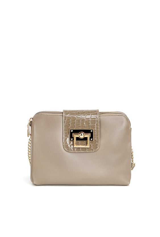 Mała torebka z paskiem