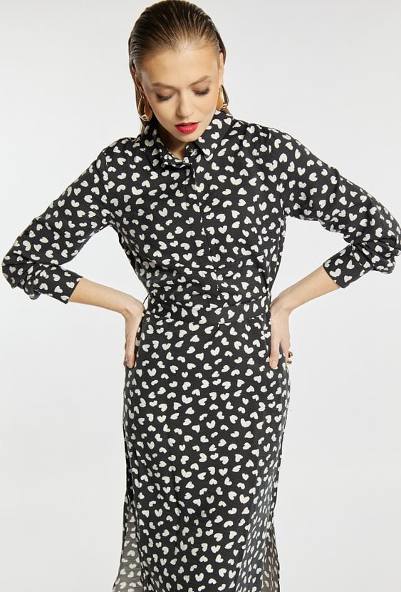 Sukienka midi z kołnierzem