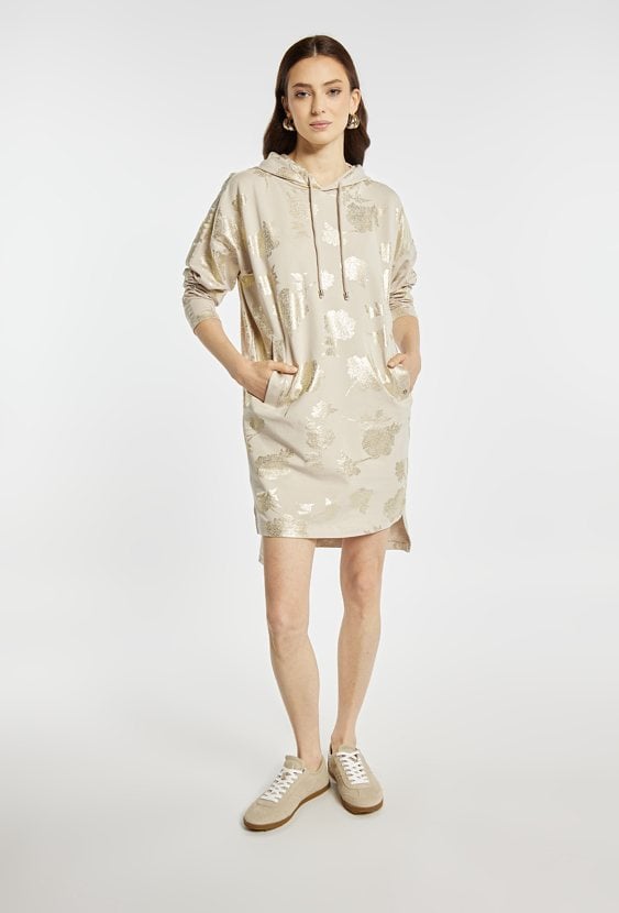 Sukienka z kapturem