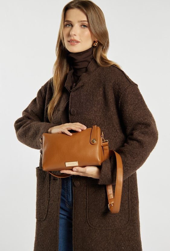 Torebka z odpinanym paskiem