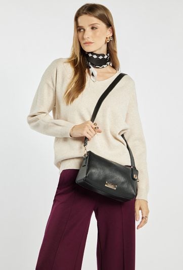 Torebka z odpinanym paskiem