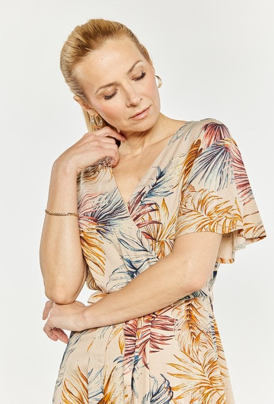 Wiskozowa sukienka z wiązaniem