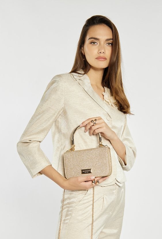 Wizytowa torebka z połyskiem