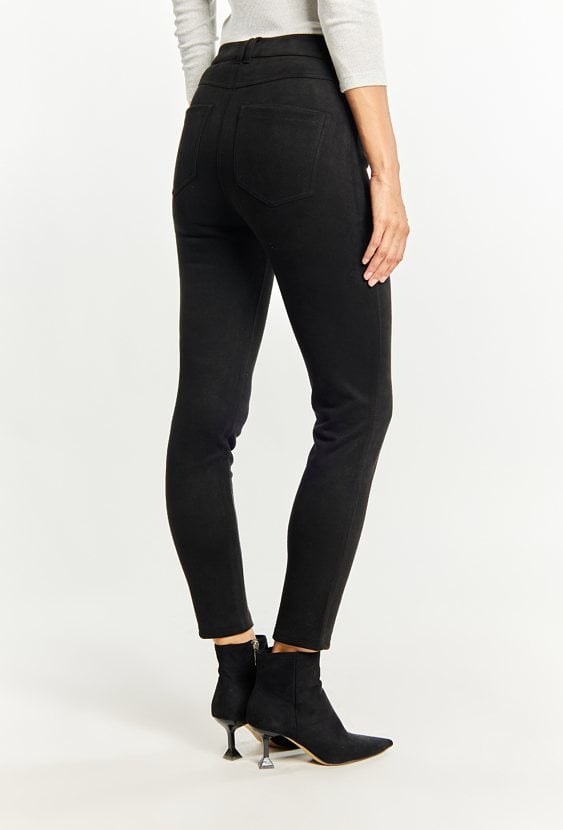 Zamszowe spodnie damskie