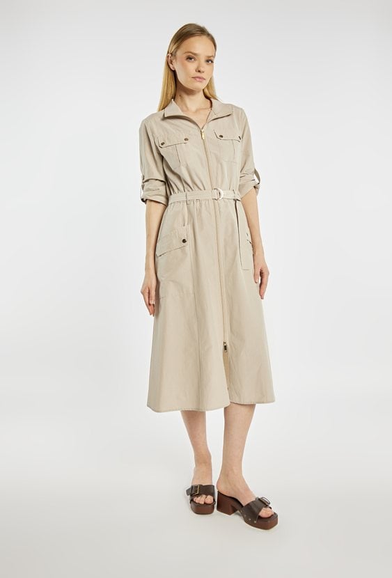 Casualowa sukienka z paskiem