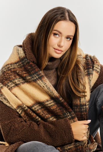 Szalik damski z frędzlami