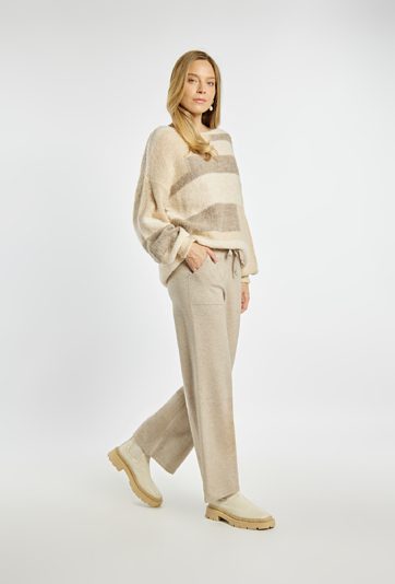 Luźne spodnie z wiązaniem